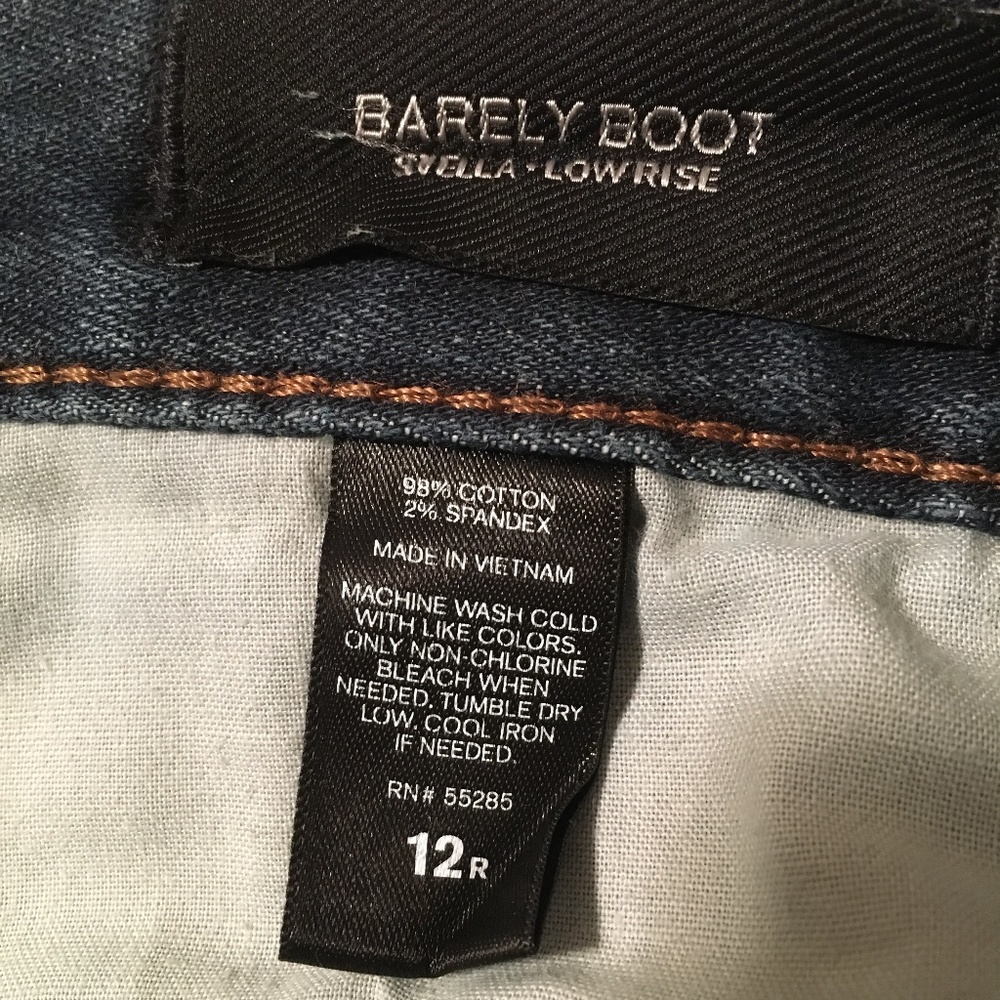 Express Barely Boot Low Rise Jeans - Picture 3 of 6